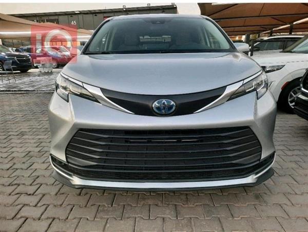 تويوتا سيينا 2023 للبيع في العراق - كربلاء